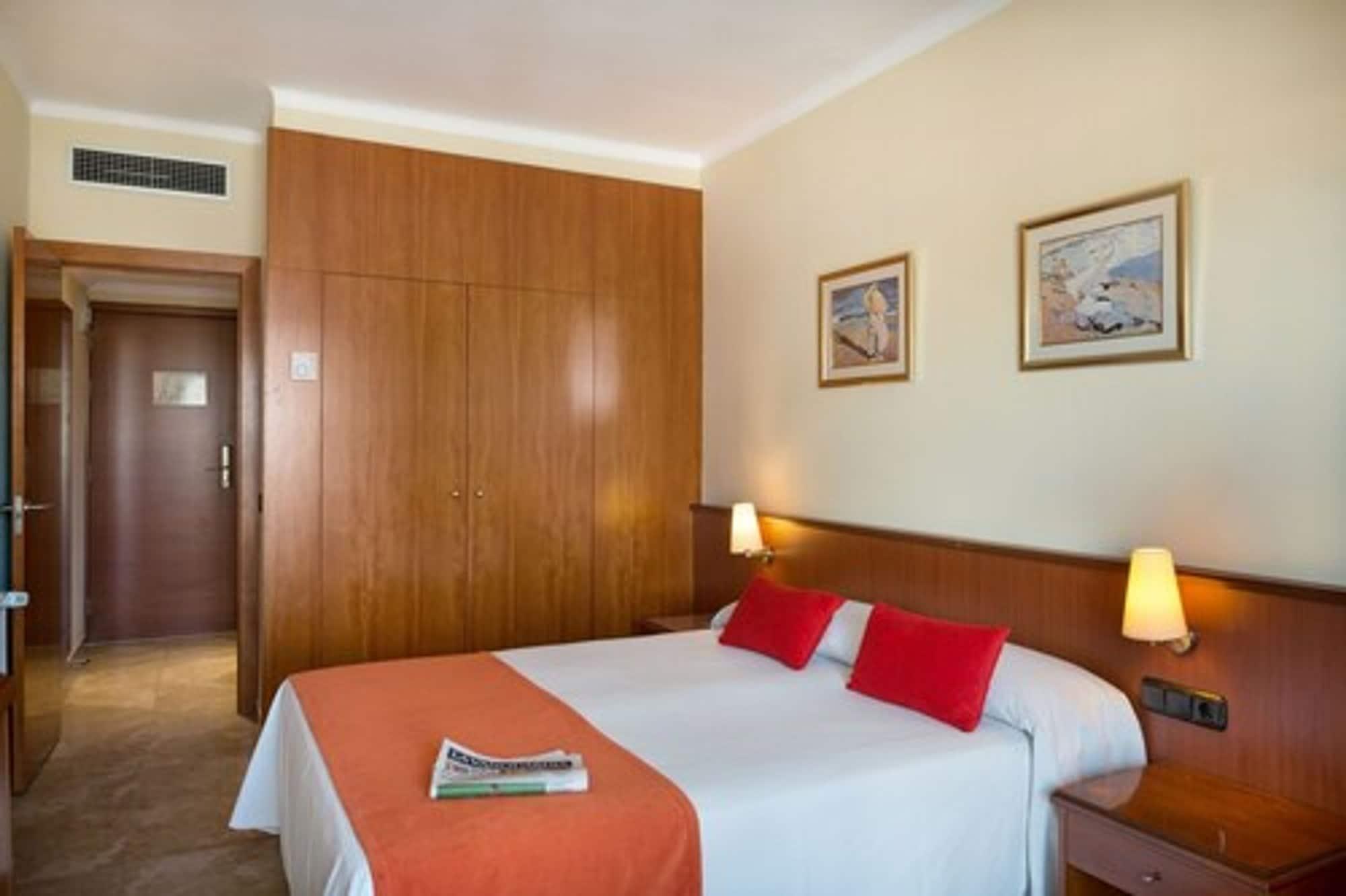 Hotel Montecarlo Spa & Wellness Roses Exterior foto